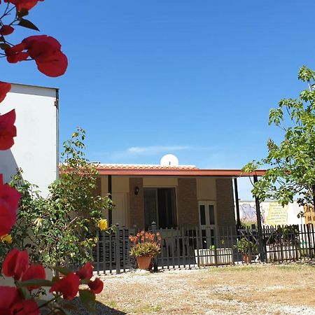 B&B Villa Romina San Cataldo  Εξωτερικό φωτογραφία